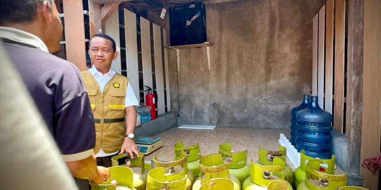 Bahlil Minta Pangkalan dan Agen Elpiji Tak Penuh Libur Lebaran