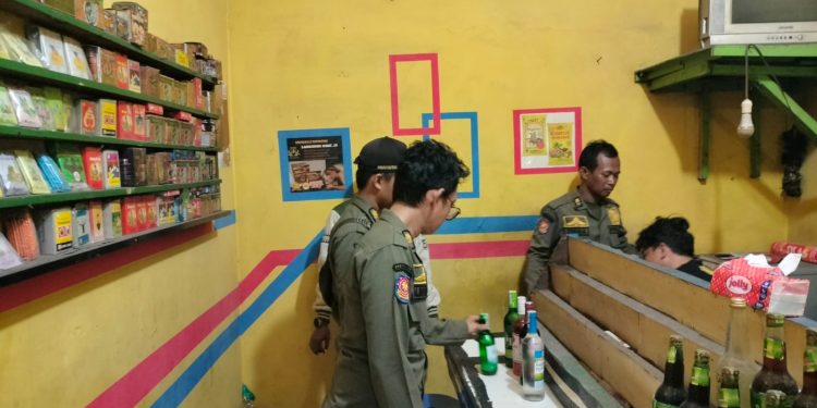 Satpol PP Razia Miras di Balaraja, Pemilik Depot Jamu Cuma Dapat Peringatan Keras