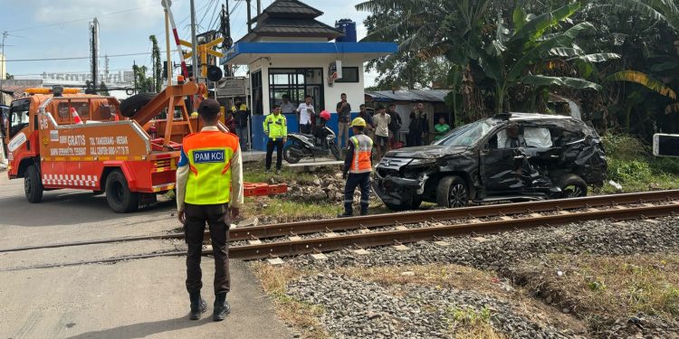 Dosen Trisakti Meninggal Dunia Akibat Kecelakaan Kereta Api, Warga Ungkap Penyebabnya