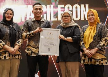 Bawaslu Cilegon Raih Penghargaan Spesial dalam Bawaslu Award Banten 2024