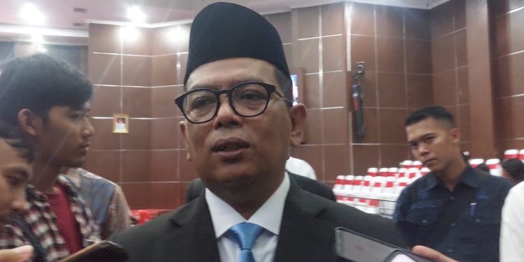 Andra Soni Minta Budi Rustandi Layani Warga, Bukan Dilayani Warga