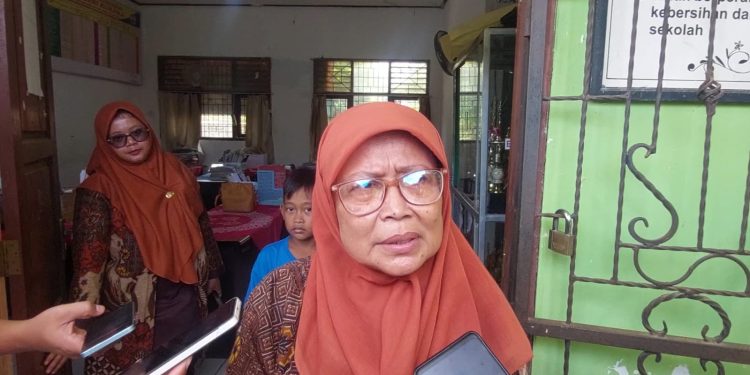 Kata Kepsek SDN Kuranji Kota Serang Selama Sekolahnya Disegel Warga yang Mengaku Ahli Waris