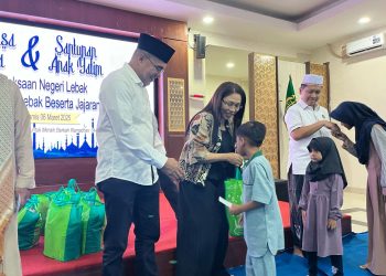 Gelar Buka Puasa Bersama, Kejari Lebak Santuni 25 Anak Yatim