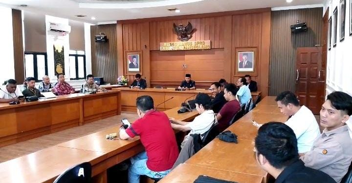 DPRD Pandeglang Desak Pemkab Genjot PAD dari Provider Jaringan Kabel Optik