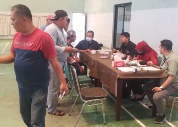 Jelang Mudik Lebaran, Puluhan Sopir Bus di Pandeglang Jalani Tes Urine