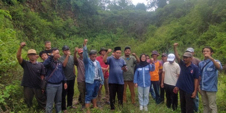 Warga Minta Pemkot Serang Tak Keluarkan Izin Galian C di Gunung Cikoromong Taktakan