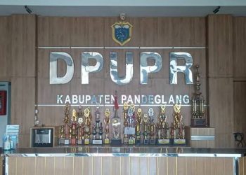 Jelang Mudik Lebaran, Jalan Berlubang di Pandeglang Bakal Ditambal Sulam