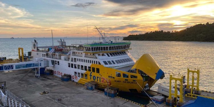 Mau Mudik Lewat Pelabuhan Merak dan Bakauheni, ASDP Imbau Beli Tiket Lebih Awal