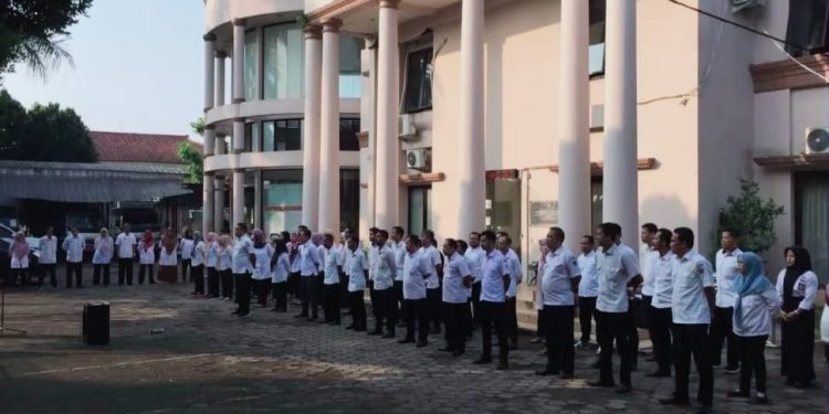 Libur Lebaran, Kantor Disdukcapil Pandeglang Tetap Layani Masyarakat