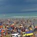 Tips Aman dan Seru Liburan di Pantai Selama Libur Lebaran