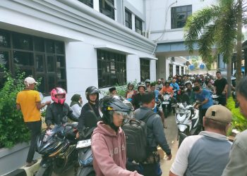 Samsat Rangkasbitung Diserbu, Warga Ramai-Ramai Bayar Pajak Tanpa Denda