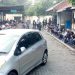 Samsat Buka Pukul 08.00 WIB, Warga Sudah Antre Bayar Pajak Kendaraan Satu Jam Sebelum Dibuka