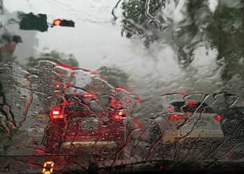 Mau Keluar Rumah? Cek Prakiraan Cuaca Hari Ini, Segera Bawa Payung