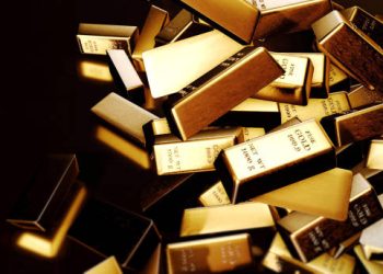 Harga Emas Antam Tembus Rekor, Saatnya Investasi?