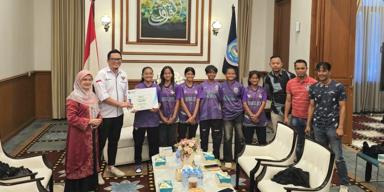 Askot PSSI Tangsel Apresiasi Tim Sepak Bola Putri Juara 1 Piala Pertiwi