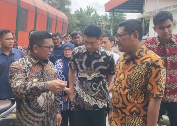 Dapat Keluhan Warga, Andra Soni Minta Pelayanan di Samsat Cikande Dibenahi