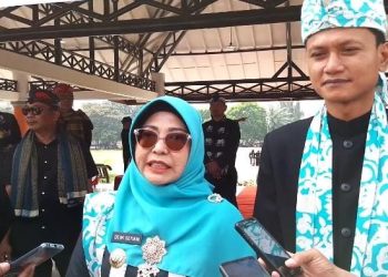 HUT ke-151 Kabupaten Pandeglang, Warga Titip Harapan ke Dewi-Iing soal Infrastruktur Jalan