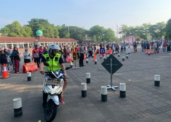 Satlantas Polresta Serang Kota Gelar Keterampilan Berkendara di Alun-alun Barat Kota Serang