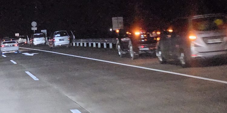 Jalur One Way di Tol Trans Jawa Lengang dan Lancar