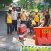 Jalan Berlubang yang Ditanami Pohon Pisang di Pandeglang Mulai Diperbaiki
