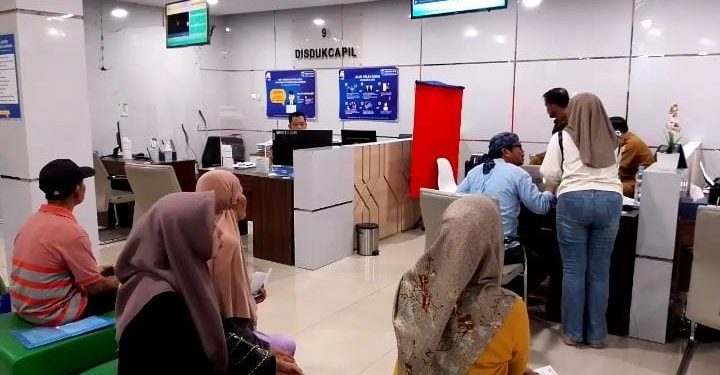 Gegara Anggaran Tinta Dipangkas, Cetak e-KTP di Pandeglang Dibatasi
