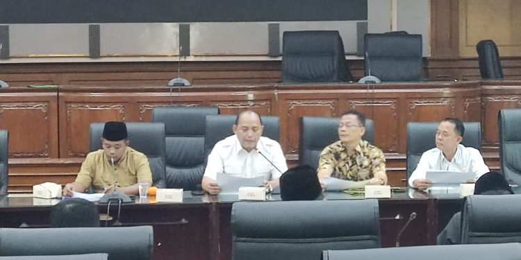 Dewan Rumuskan Agenda Paripurna Penetapan Zakiyah-Najib Sebagai Bupati  Serang Terpilih