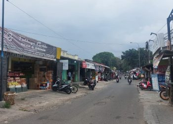 Bakal Dibongkar, PT KAI Layangkan Teguran Kedua kepada Pemilik Bangunan Liar di Kawasan Stadion MY