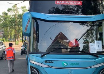 Parkir di Alun-Alun Rangkasbitung, Sopir Bus Pariwisata Digetok Hingga Rp 60 Ribu, Rusak Citra Pariwisata Lebak!