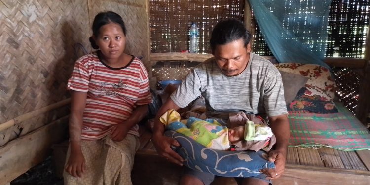 Ibu Hamil di Pandeglang yang Ditandu Gegara Jalan Rusak Melahirkan Bayi Perempuan