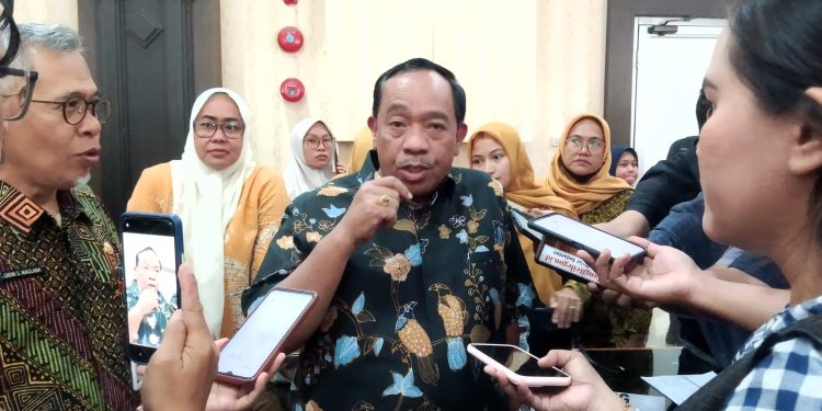 Sekda Cilegon Akan Evaluasi Kinerja Lurah, Respons Sindiran Wakil Walikota
