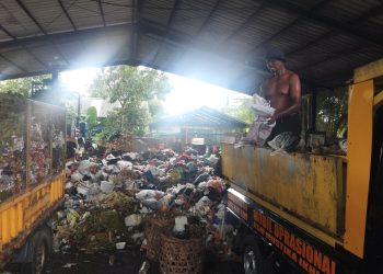 TPA Jatiwaringin Disegel KLH, TPS3R Jadi Solusi Pengelolaan Sampah di Kabupaten Tangerang