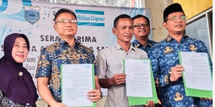 Pemkab Pandeglang Terima Bantuan Sarana Air Bersih dari Pihak Swasta