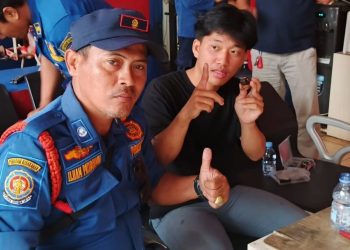 Damkar Tangsel Selamatkan Jari Siswa yang Tersangkut di Engsel Kunci