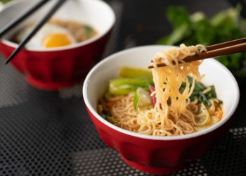 Begini Kiat Sehat Mengkonsumsi Mi Instan