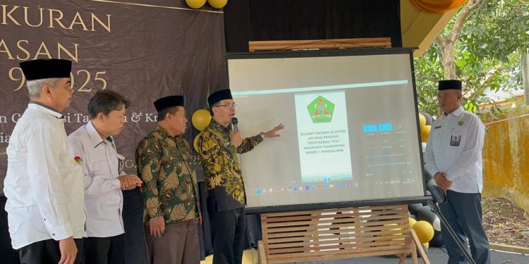 MTsN 1 Pandeglang Luncurkan Kartu POL, Orangtua Bisa Tahu Keberadaan Anaknya