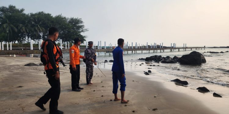 Bocah 10 Tahun Asal Kecamatan Cinangka Tenggelam di Karang Bolong 2