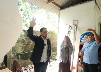 Dinding Rumah Warga di Ciputat Jebol, Pilar Langsung Gercep Tuntaskan Solusi Perbaikan