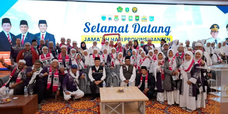 Kloter 8 Jemaah Haji Tangerang Selatan Tiba di Tanah Air, Satu Jemaah Dirawat di Jeddah