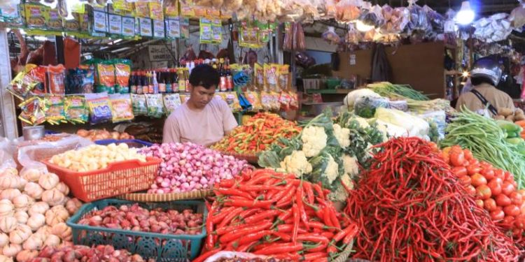 Harga Bahan Pokok di Kota Tangerang Stabil