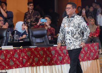 Pagi Ini, Andra Soni Launching Sarjana Desa di Lebak