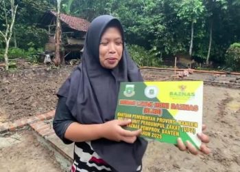 Satu Keluarga di Lebak yang Tinggal di Rumah Bocor dan Reyot, Akhirnya Dapat Bantuan dari Baznas Banten