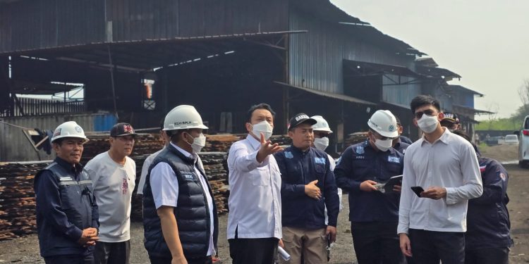 Wakil Menteri Geleng-geleng Kepala Temukan Limbah Berbahaya di Pabrik Baja Modern Cikande