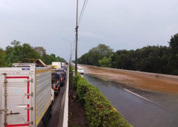 DPRD Minta Dinas Lingkungan Hidup Lakukan Investigasi Penyebab Banjir Jalan Tol Tangerang-Bitung