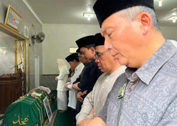 Selalu Mendampingi di 100 Hari Kerja, Wabup Pandeglang Anggap Almarhum Sekda Sebagai Orangtuanya