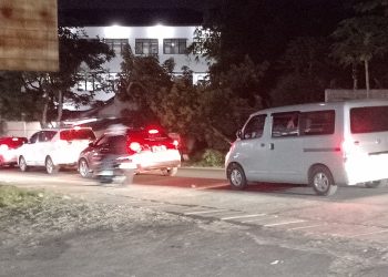Arus Lalu Lintas di Jalan AMD Lintas Timur Pandeglang Padat