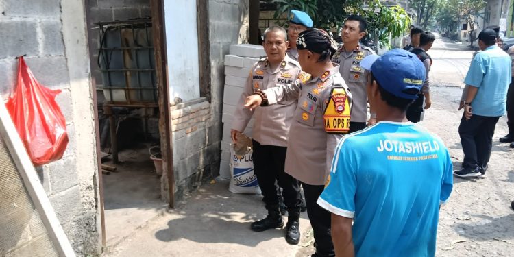 HUT Bhayangkara, Polres Serag Bedah Rumah Purnawirawan Polri