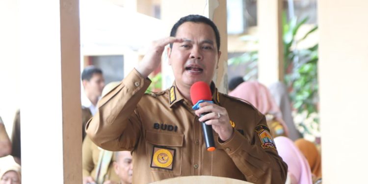 Pagi Ini, Budi Rustandi Kunjungi SDN Pamarican yang Langganan Banjir