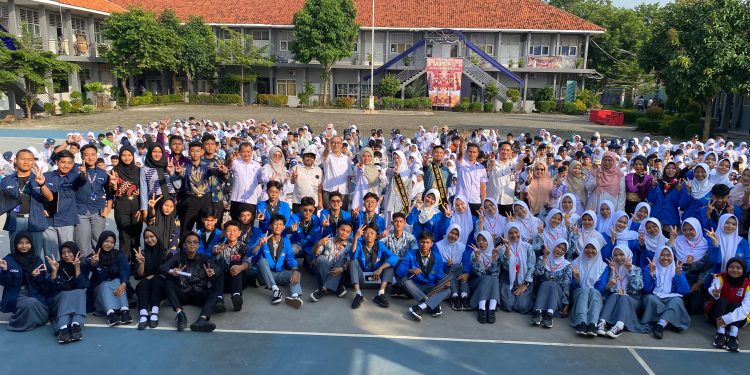 Siswa Baru SMAN 2 Kota Serang Diperkenalkan Ragam Ekstrakurikuler dalam Kegiatan MPLS