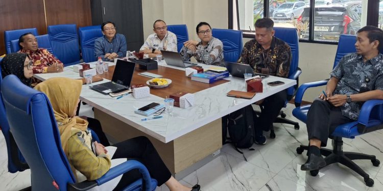 Seleksi Administrasi Calon Direksi BPRS CM: Enam Kandidat Bersaing dengan Mantan Direktur Bank Banten