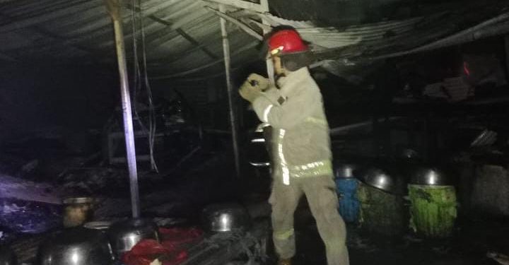 Warung Sate di Jombang Ludes Dilalap Terbakar, Kerugian Capai Rp200 Juta